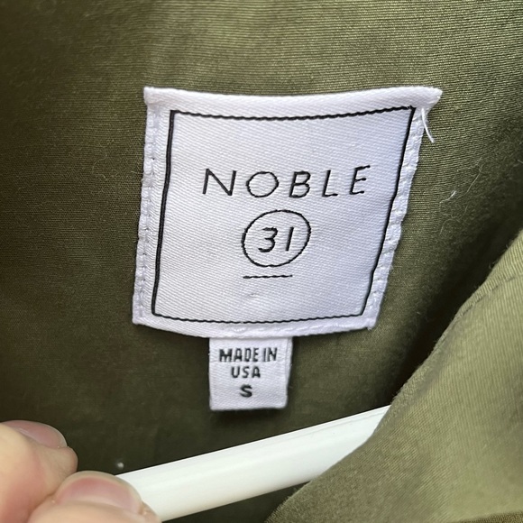 Noble 31 Sleeveless Cotton Blend Button Down Top in Khaki Olive Sz S - Picture 3 of 13